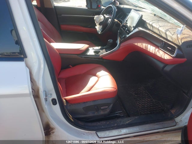 Продажа на аукционе авто 2021 Toyota Camry Hybrid Xse, vin: 4T1K31AKXMU025827, номер лота: 12671596