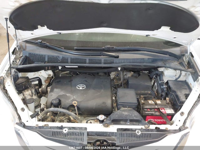 Toyota SIENNA LE 2017 5TDKZ3DC4HS826959 Image 10
