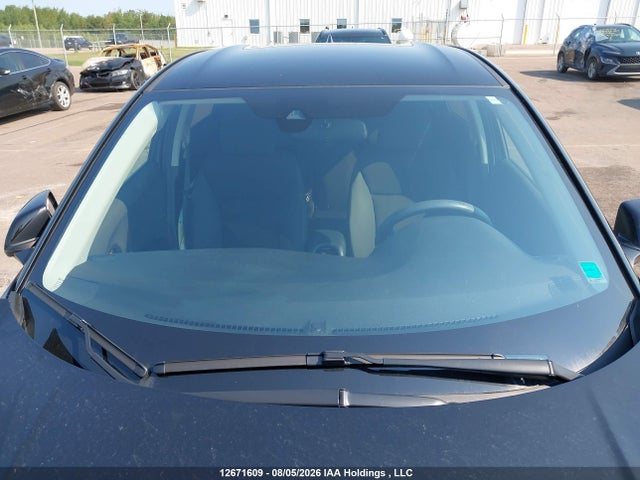 2021 Honda Hr-v Lx მანქანა იყიდება აუქციონზე, vin: 3CZRU6H33MM102998, აუქციონის ნომერი: 12671609