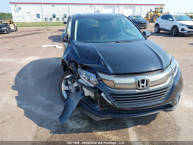 2021 Honda Hr-v Lx მანქანა იყიდება აუქციონზე, vin: 3CZRU6H33MM102998, აუქციონის ნომერი: 12671609