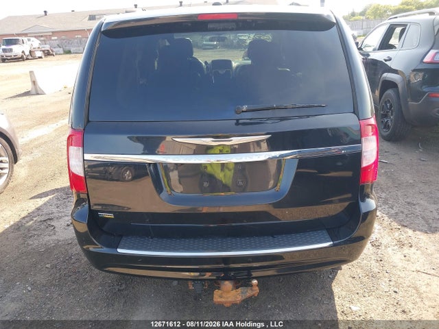 2C4RC1CG3GR188221 Chrysler Town &amp; Country Touring L