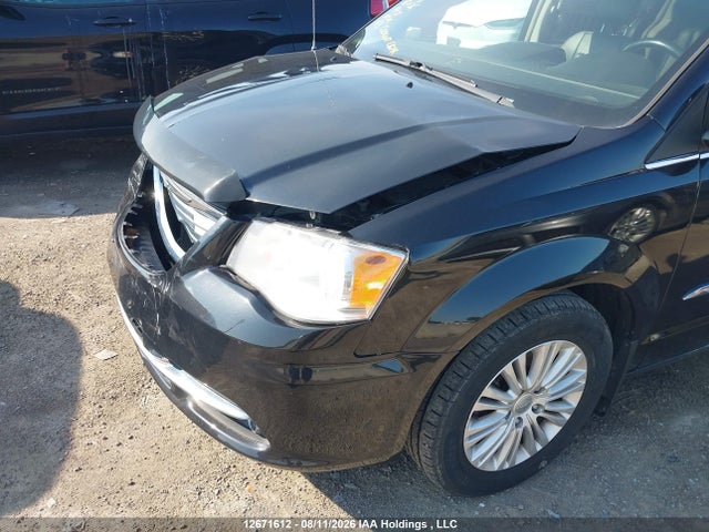 2C4RC1CG3GR188221 Chrysler Town &amp; Country Touring L