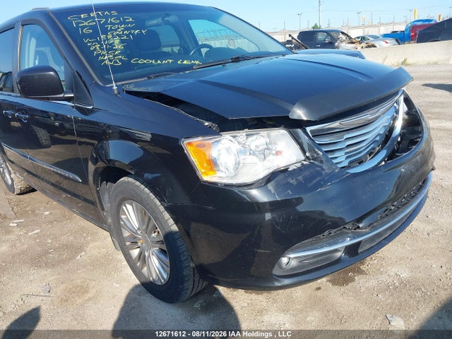 2C4RC1CG3GR188221 Chrysler Town &amp; Country Touring L