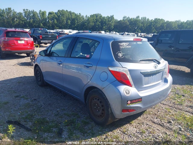 Toyota YARIS LE 2014 VNKKTUD30EA013934 Image 3