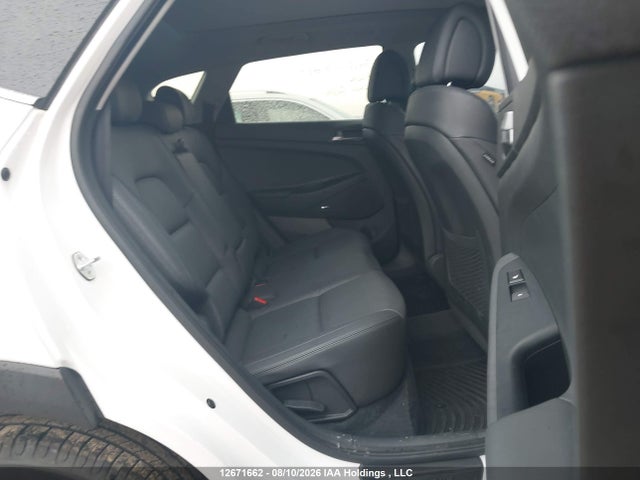 2017 Hyundai Tucson Luxury მანქანა იყიდება აუქციონზე, vin: KM8J3CA47HU491245, აუქციონის ნომერი: 12671662
