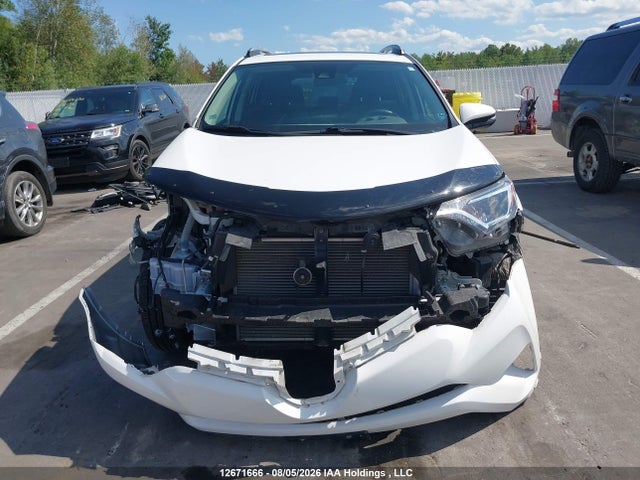 2T3WFREV1HW367689 Toyota Rav4 Xle