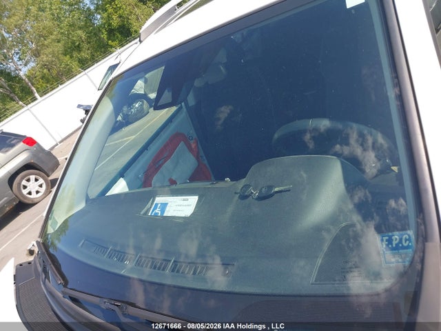 2T3WFREV1HW367689 Toyota Rav4 Xle