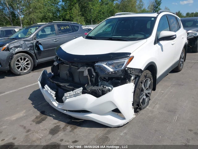2T3WFREV1HW367689 Toyota Rav4 Xle