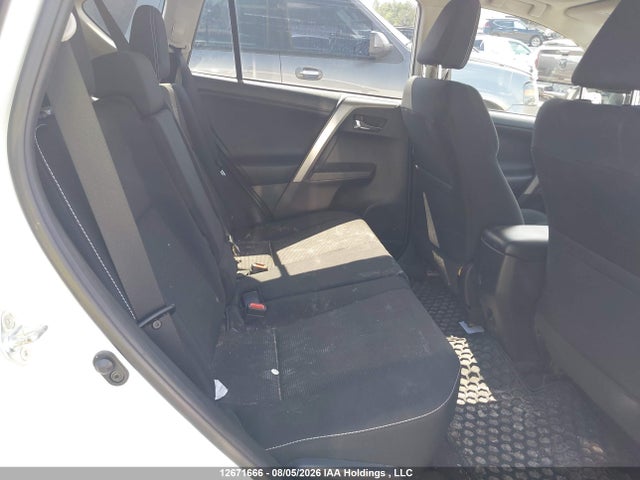 2T3WFREV1HW367689 Toyota Rav4 Xle
