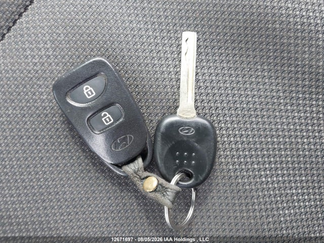 2013 Hyundai Accent Gls/gs მანქანა იყიდება აუქციონზე, vin: KMHCT5AE8DU113863, აუქციონის ნომერი: 12671697