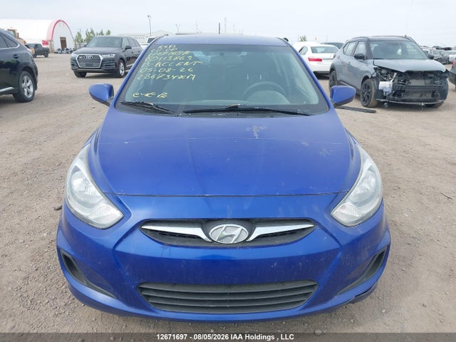 2013 Hyundai Accent Gls/gs მანქანა იყიდება აუქციონზე, vin: KMHCT5AE8DU113863, აუქციონის ნომერი: 12671697