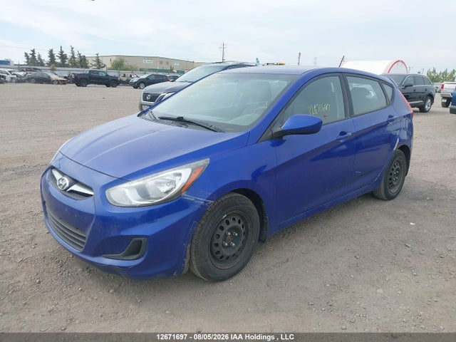 2013 Hyundai Accent Gls/gs მანქანა იყიდება აუქციონზე, vin: KMHCT5AE8DU113863, აუქციონის ნომერი: 12671697