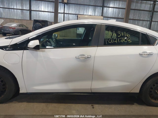 2017 Chevrolet Volt Lt მანქანა იყიდება აუქციონზე, vin: 1G1RA6S54HU109297, აუქციონის ნომერი: 12671708