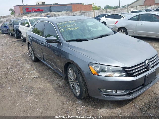 2015 Volkswagen Passat 1.8 Tsi Comfortline მანქანა იყიდება აუქციონზე, vin: 1VWBS7A38FC033062, აუქციონის ნომერი: 12671714