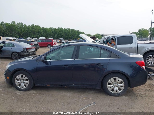 Chevrolet Cruze 2015 1G1PC5SB5F7246746 Image 15