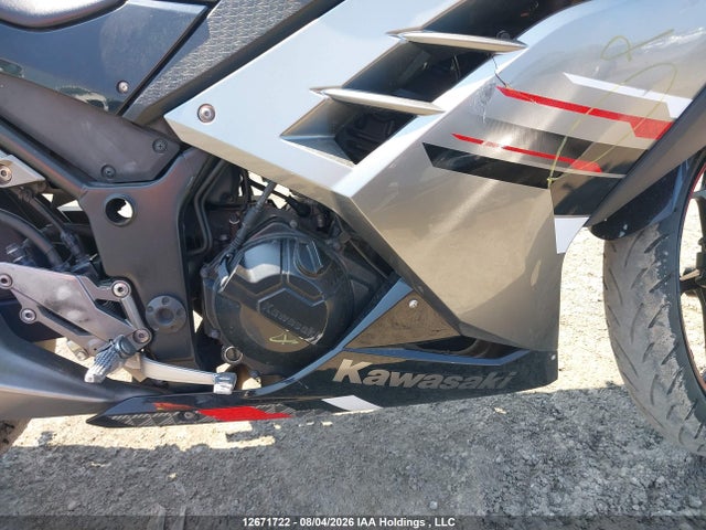 2013 Kawasaki Ex300 B მანქანა იყიდება აუქციონზე, vin: JKAEX8B18DDA03861, აუქციონის ნომერი: 12671722
