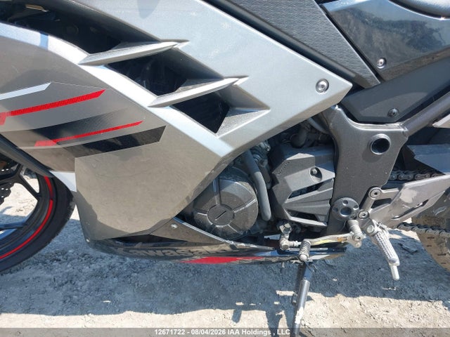 2013 Kawasaki Ex300 B მანქანა იყიდება აუქციონზე, vin: JKAEX8B18DDA03861, აუქციონის ნომერი: 12671722