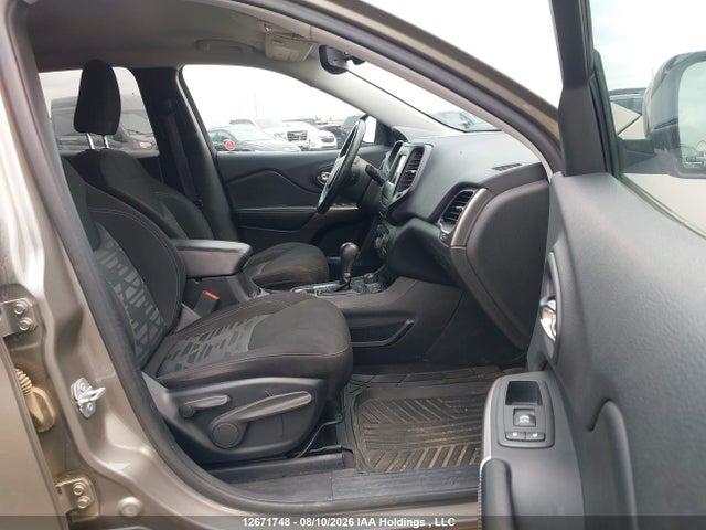 Продажа на аукционе авто 2019 Jeep Cherokee Latitude, vin: 1C4PJMCX7KD274724, номер лота: 12671748