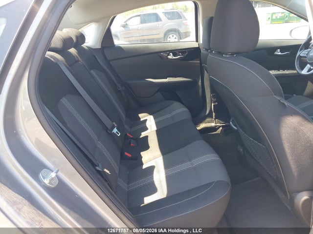 KIA Forte 2022 3KPF34AD2NE511377 Image 8