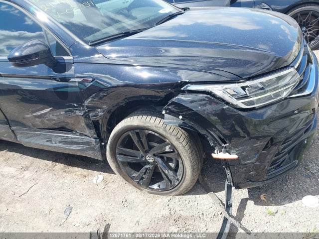 3VV8B7AX7RM087134 Volkswagen Tiguan Comfortline R-line Black Edition