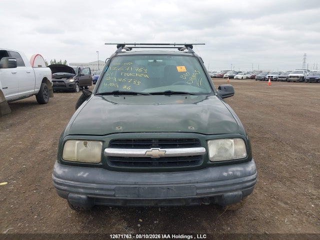 2001 Chevrolet Tracker მანქანა იყიდება აუქციონზე, vin: 2CNBJ13C616926733, აუქციონის ნომერი: 12671763