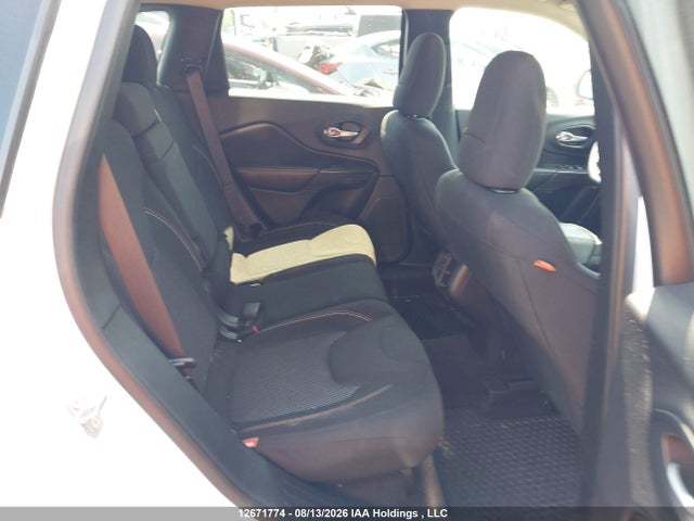 Продажа на аукционе авто 2016 Jeep Cherokee North, vin: 1C4PJMCS5GW250065, номер лота: 12671774