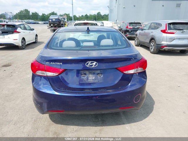 2013 Hyundai Elantra Gls მანქანა იყიდება აუქციონზე, vin: 5NPDH4AE1DH238072, აუქციონის ნომერი: 12667257
