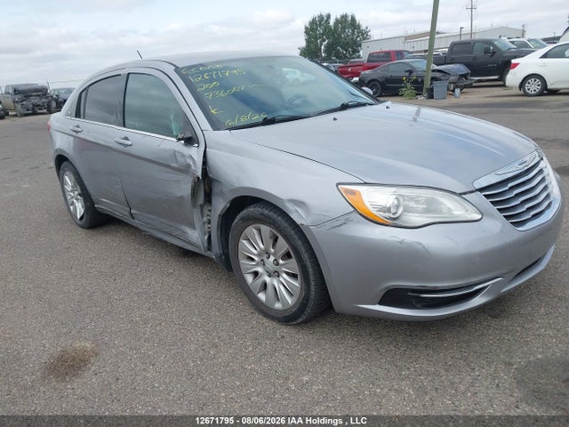 2013 Chrysler 200 Lx მანქანა იყიდება აუქციონზე, vin: 1C3CCBABXDN736067, აუქციონის ნომერი: 12671795