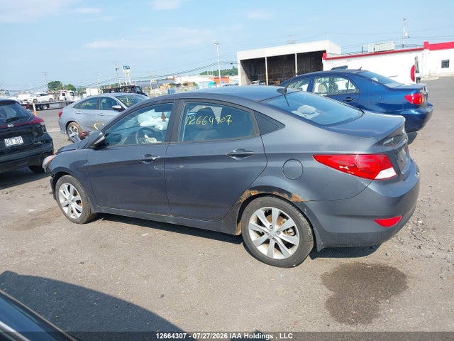 2013 Hyundai Accent Gls მანქანა იყიდება აუქციონზე, vin: KMHCU4AEXDU326630, აუქციონის ნომერი: 12664307