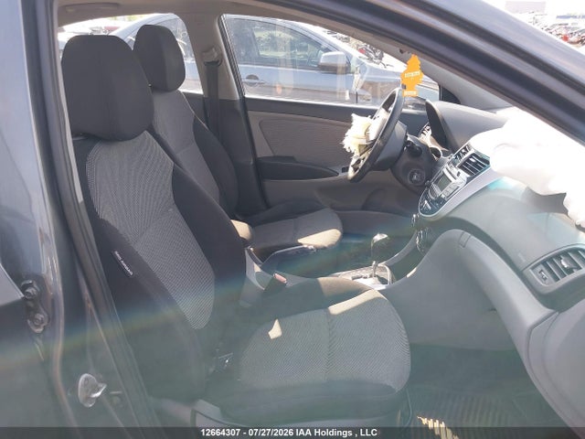 2013 Hyundai Accent Gls მანქანა იყიდება აუქციონზე, vin: KMHCU4AEXDU326630, აუქციონის ნომერი: 12664307