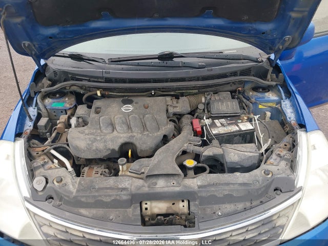 12664496 :رقم المزاد ، 3N1BC13E28L445435 vin ، 2008 Nissan Versa 1.8 S مزاد بيع