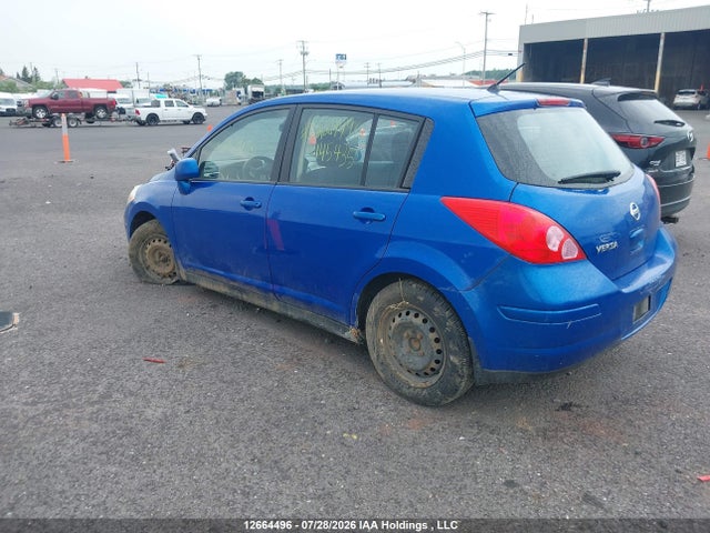 12664496 :رقم المزاد ، 3N1BC13E28L445435 vin ، 2008 Nissan Versa 1.8 S مزاد بيع