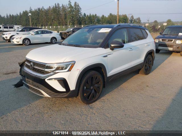 12671814 :رقم المزاد ، 3VV4X7B21RM040619 vin ، 2024 Volkswagen Taos Highline مزاد بيع