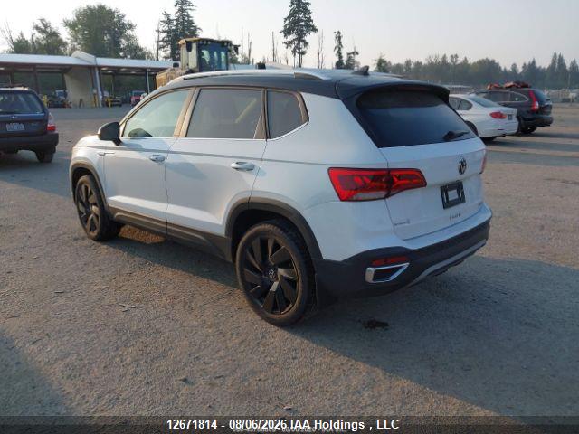 12671814 :رقم المزاد ، 3VV4X7B21RM040619 vin ، 2024 Volkswagen Taos Highline مزاد بيع