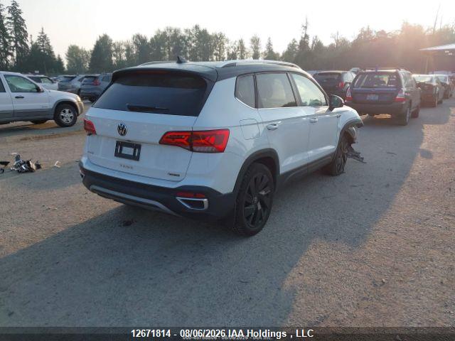 12671814 :رقم المزاد ، 3VV4X7B21RM040619 vin ، 2024 Volkswagen Taos Highline مزاد بيع