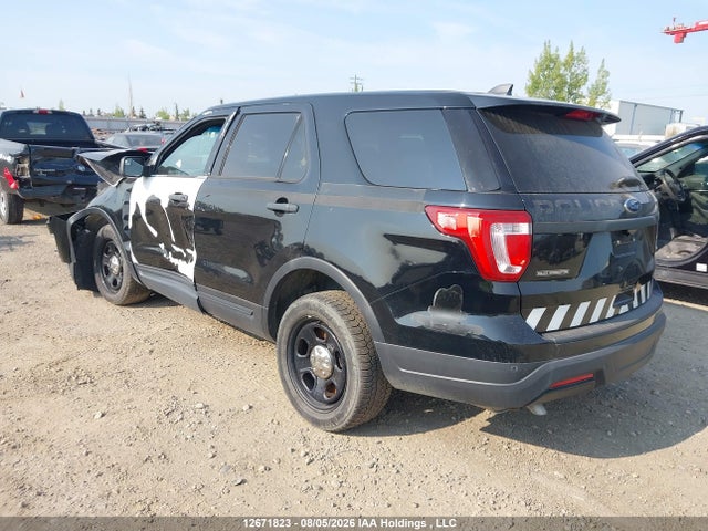 Ford Explorer Police Interceptor 2018 1FM5K8AR8JGA73987 Image 3