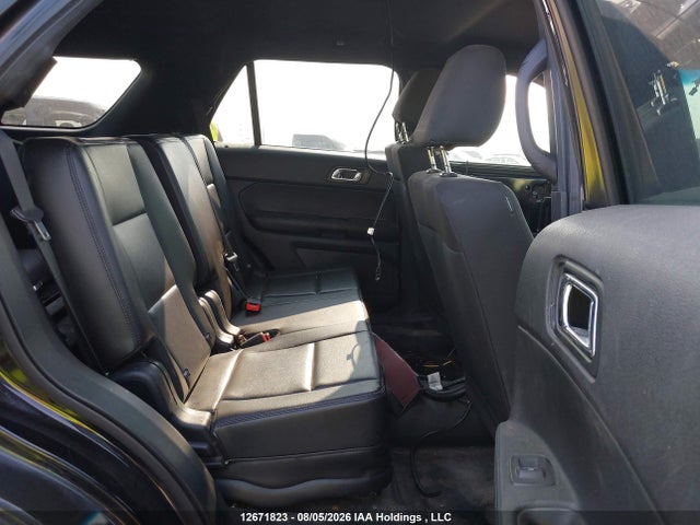 Ford Explorer Police Interceptor 2018 1FM5K8AR8JGA73987 Image 8