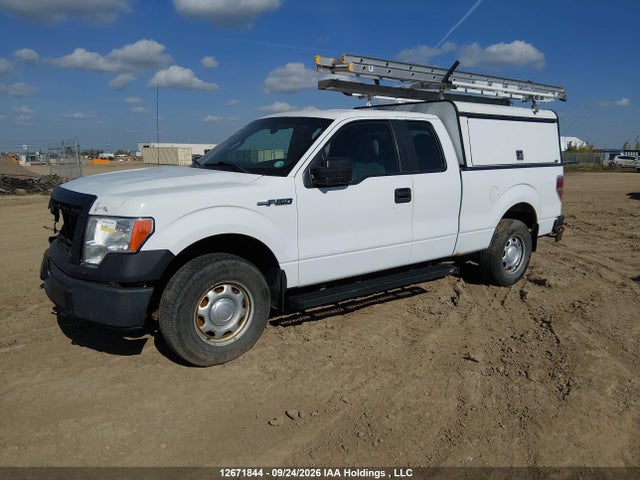 Ford F150 Super Cab 2014 1FTFX1EF9EKD41935 Image 2