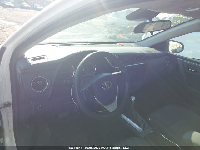 Toyota COROLLA LE 2018 2T1BURHE9JC974309 Image 17