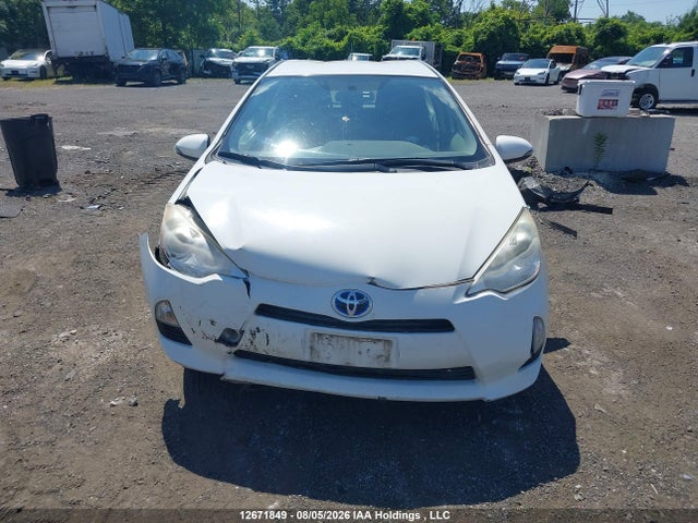 2012 Toyota Prius C მანქანა იყიდება აუქციონზე, vin: JTDKDTB32C1500603, აუქციონის ნომერი: 12671849