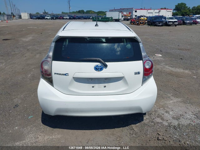 2012 Toyota Prius C მანქანა იყიდება აუქციონზე, vin: JTDKDTB32C1500603, აუქციონის ნომერი: 12671849