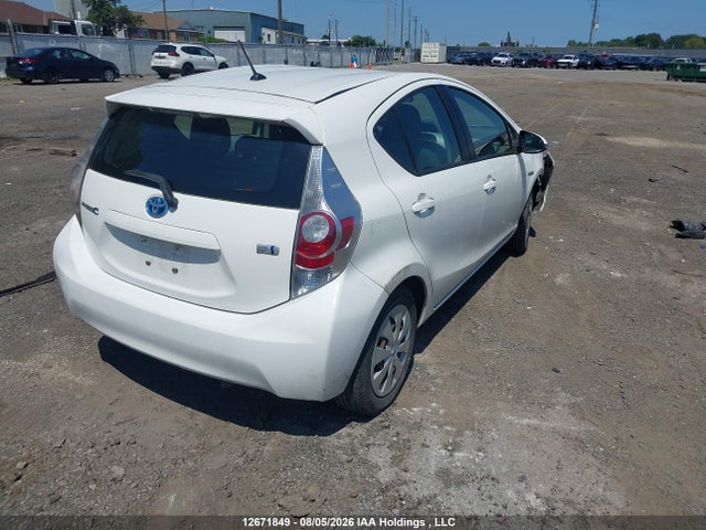 2012 Toyota Prius C მანქანა იყიდება აუქციონზე, vin: JTDKDTB32C1500603, აუქციონის ნომერი: 12671849