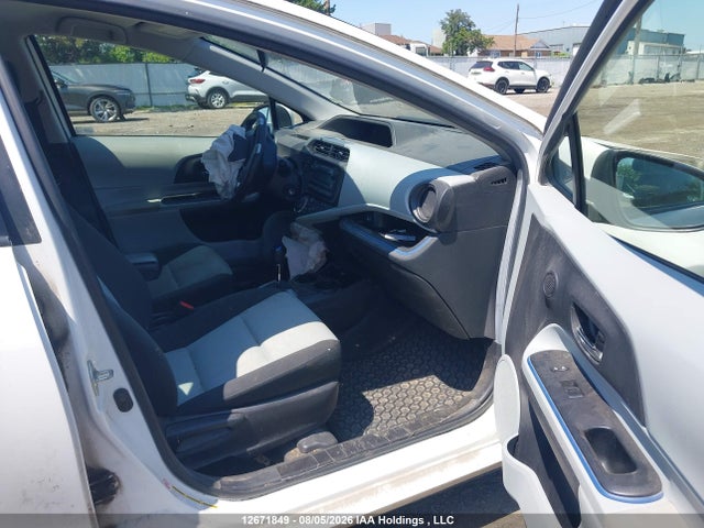 2012 Toyota Prius C მანქანა იყიდება აუქციონზე, vin: JTDKDTB32C1500603, აუქციონის ნომერი: 12671849