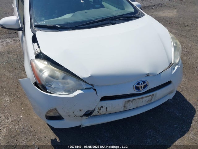 2012 Toyota Prius C მანქანა იყიდება აუქციონზე, vin: JTDKDTB32C1500603, აუქციონის ნომერი: 12671849