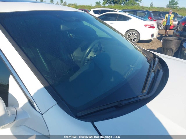 Aukcja sprzedaży 2017 Honda Accord Sedan, vin: 1HGCR2F56HA811679, numer aukcji: 12671850