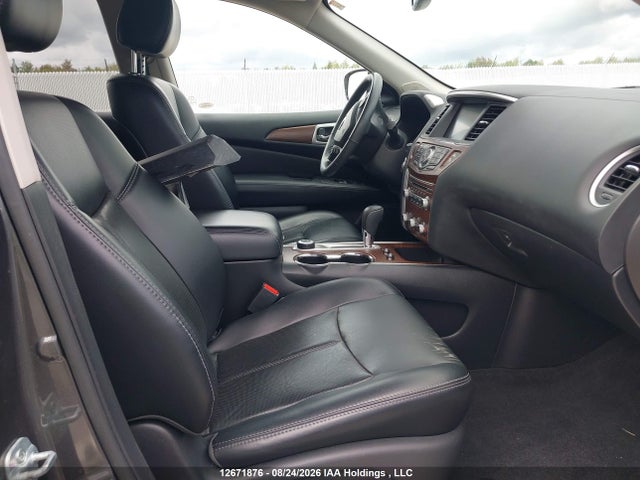 5N1DR2MM9HC667381 Nissan Pathfinder Platinum/s/sl/sv