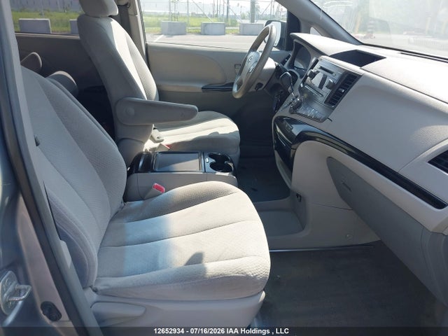 Продаж на аукціоні авто 2013 Toyota Sienna Le V6, vin: 5TDKK3DC6DS302646, номер лоту: 12652934