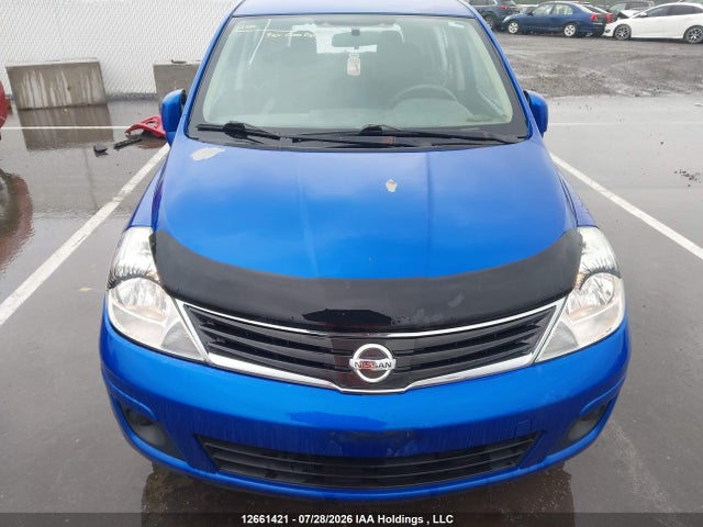 12661421 :رقم المزاد ، 3N1BC1CP0CL376996 vin ، 2012 Nissan Versa 1.8 S مزاد بيع