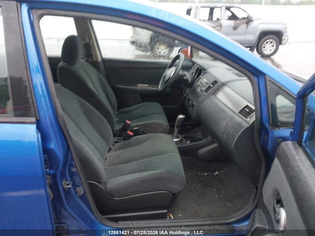 12661421 :رقم المزاد ، 3N1BC1CP0CL376996 vin ، 2012 Nissan Versa 1.8 S مزاد بيع