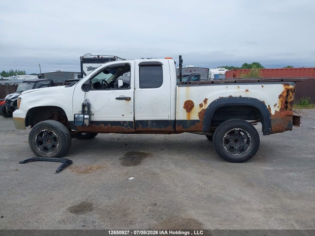 12650927 :رقم المزاد ، 1GTR2UEA7BZ143696 vin ، 2011 Gmc Sierra 1500 Sl مزاد بيع